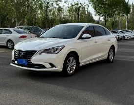 长安逸动手动挡报价及图片(长安逸动手动标配价格和图片)