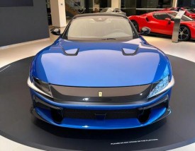 蓝色法拉利跑车／蓝色法拉利视频