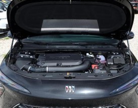 新君越变速箱(新君越变速箱油油尺在哪里)