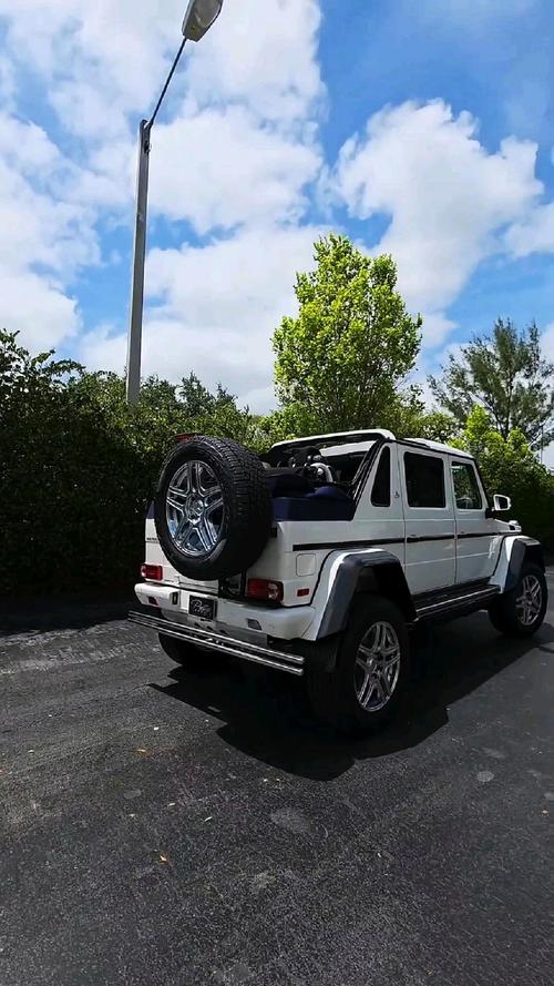 奔驰g650报价及图片/奔驰g650报价多少钱