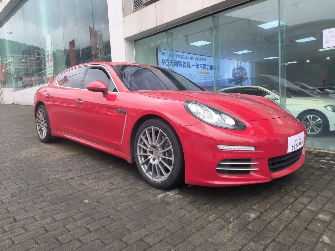 最新款帕拉梅拉(最新款帕拉梅拉梅红色)