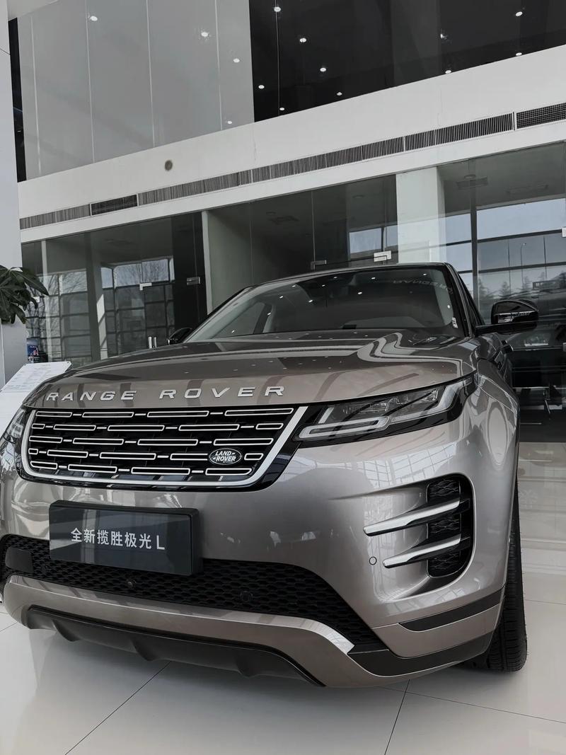 国产路虎极光12万元 路虎极光20万