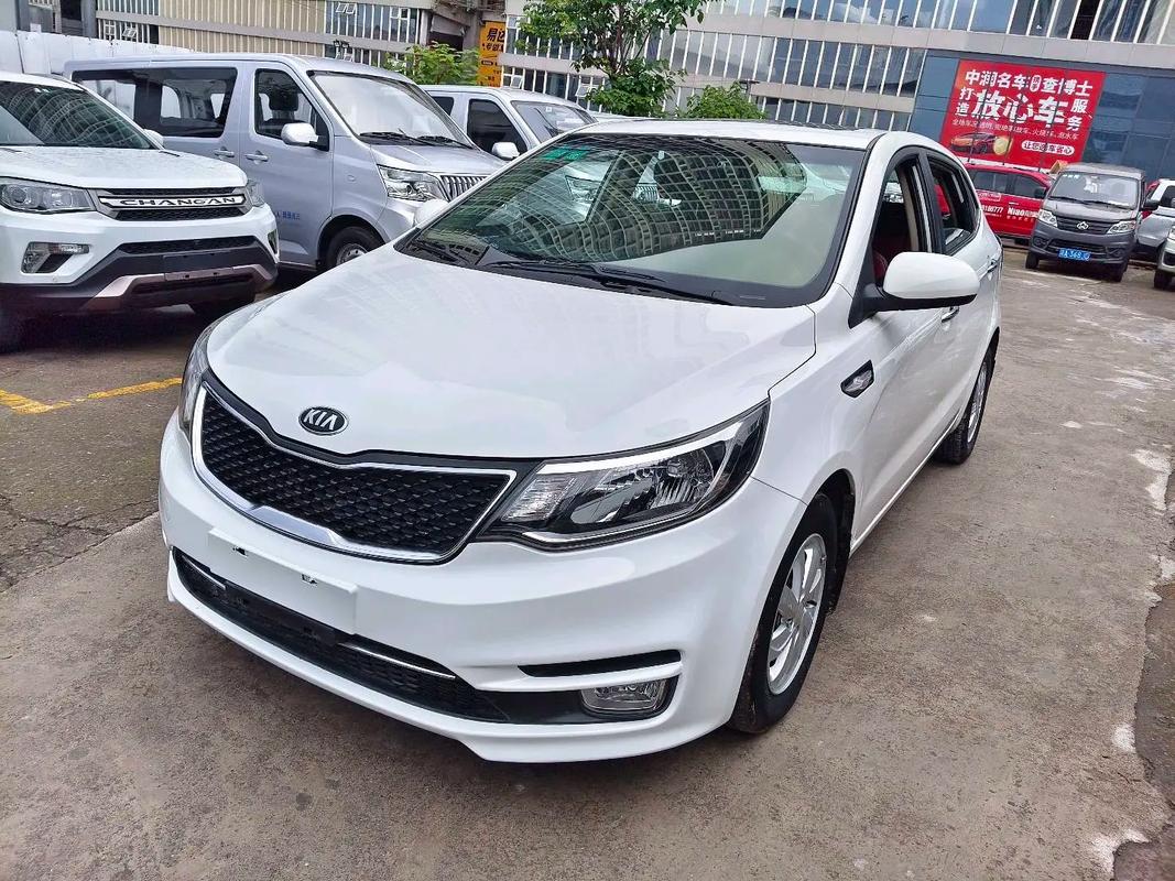 起亚k2两厢版 起亚k2两箱怎么样