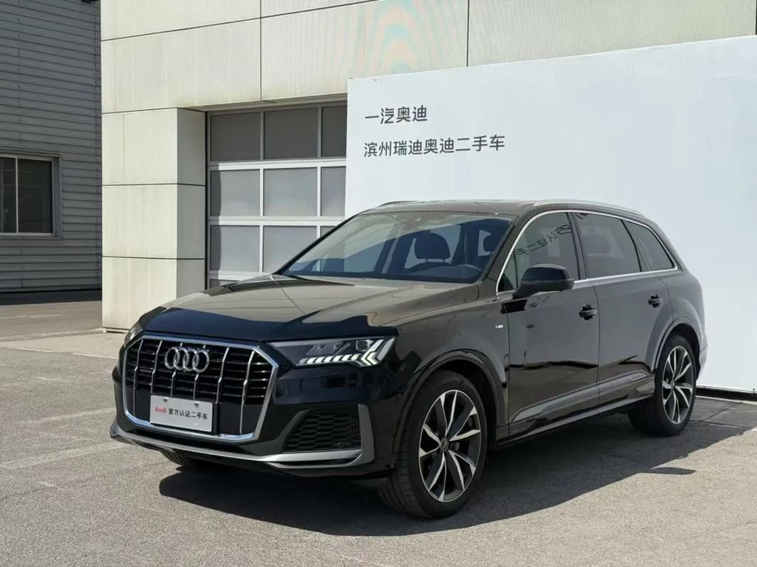 奥迪q7新款2023款/奥迪2022款q7