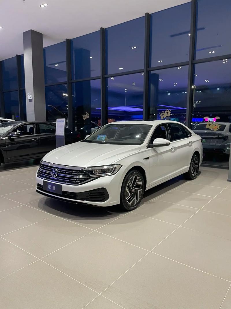 大众速腾最贵的多少钱,速腾车最便宜的多少钱一台