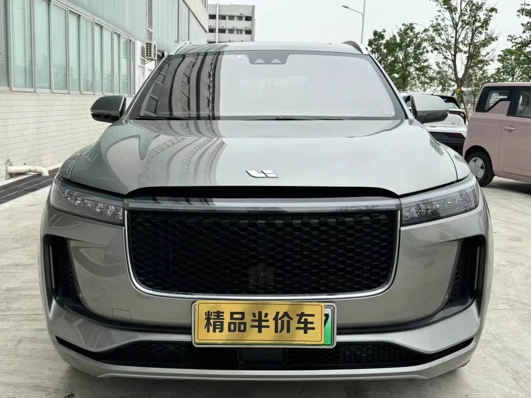 理想one汽车报价及图片六座,理想one汽车报价及图片六座多少钱