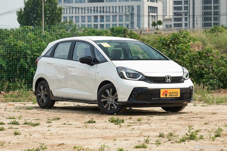 本田飞度2022新款报价及图片/本田飞度汽车价格图片大全