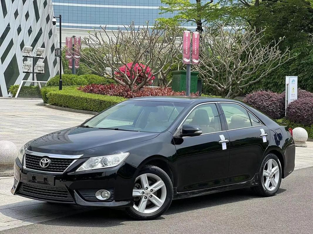 凯美瑞老款图片大全/老款凯美瑞怎么样值得买吗