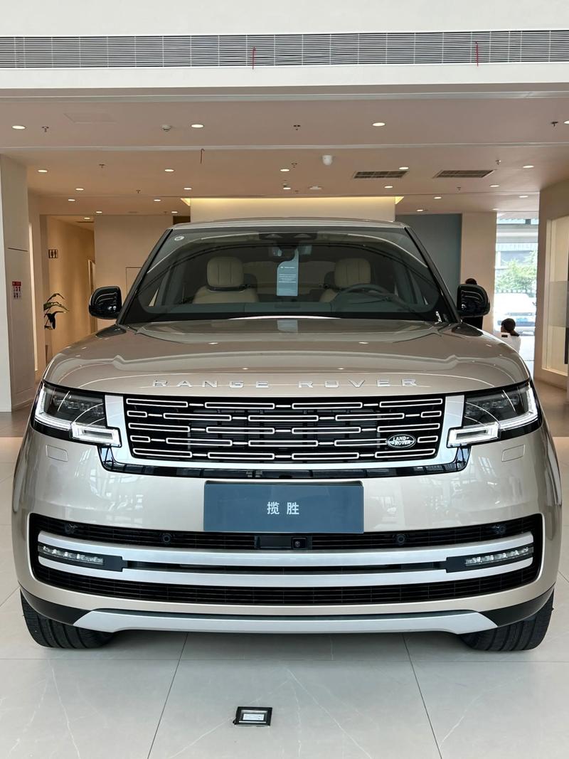 加长路虎揽胜多少钱 路虎揽胜加长落地多少钱