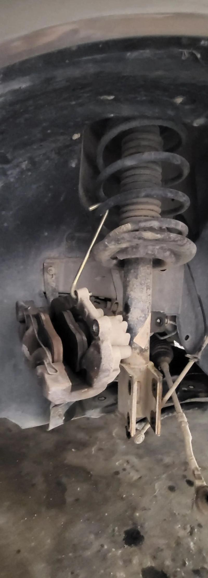 标致3008车速感应器更换视频,标致3008轮速传感器怎么换