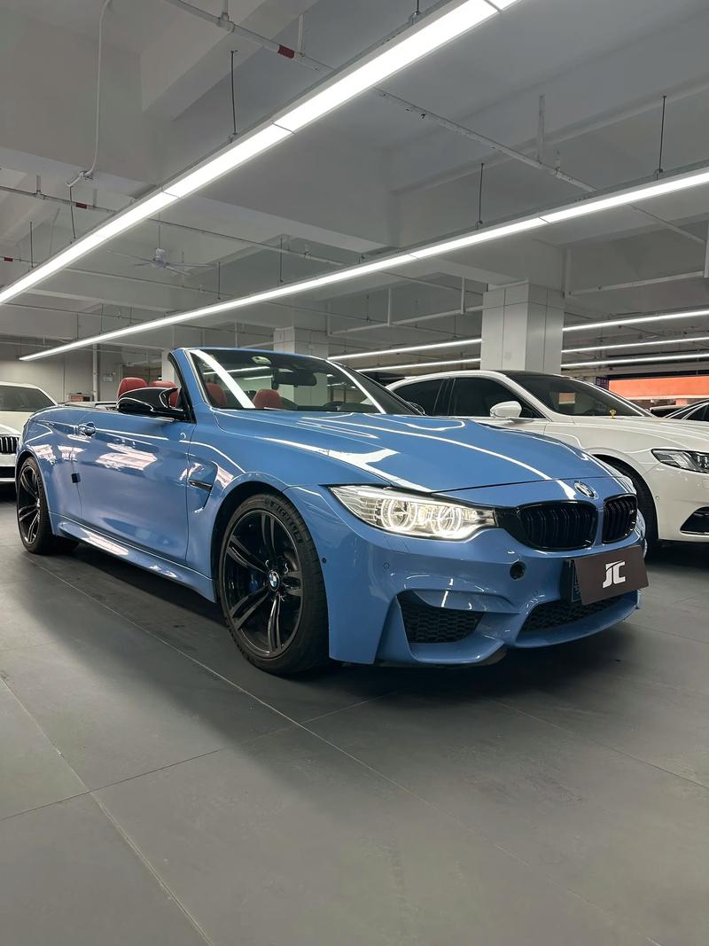 宝马跑车四座硬顶敞篷多少钱 宝马敞篷4座硬顶