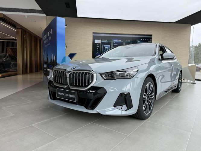 宝马轿车系列30万左右 宝马车型30万左右