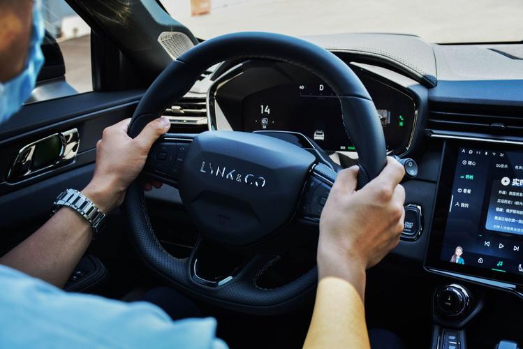 领克01试驾视频 领克01试驾感受