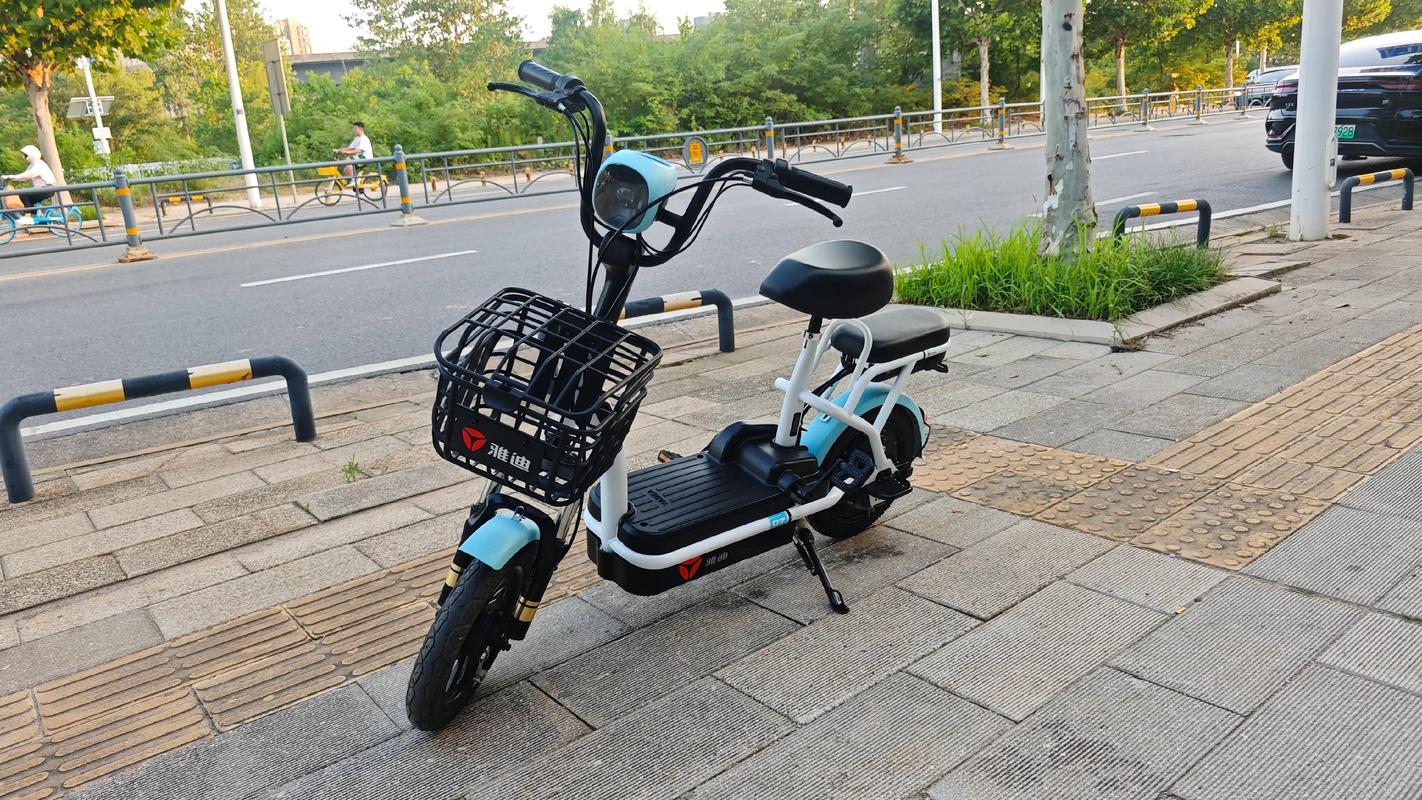 9成新雅迪电动车转让(本人有一辆电动车出售)