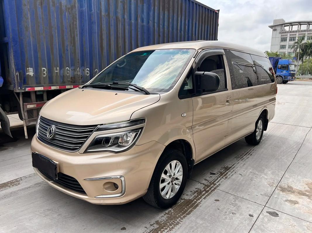 东风风行商务车7座m5/东风风行商务车7座m5多少钱