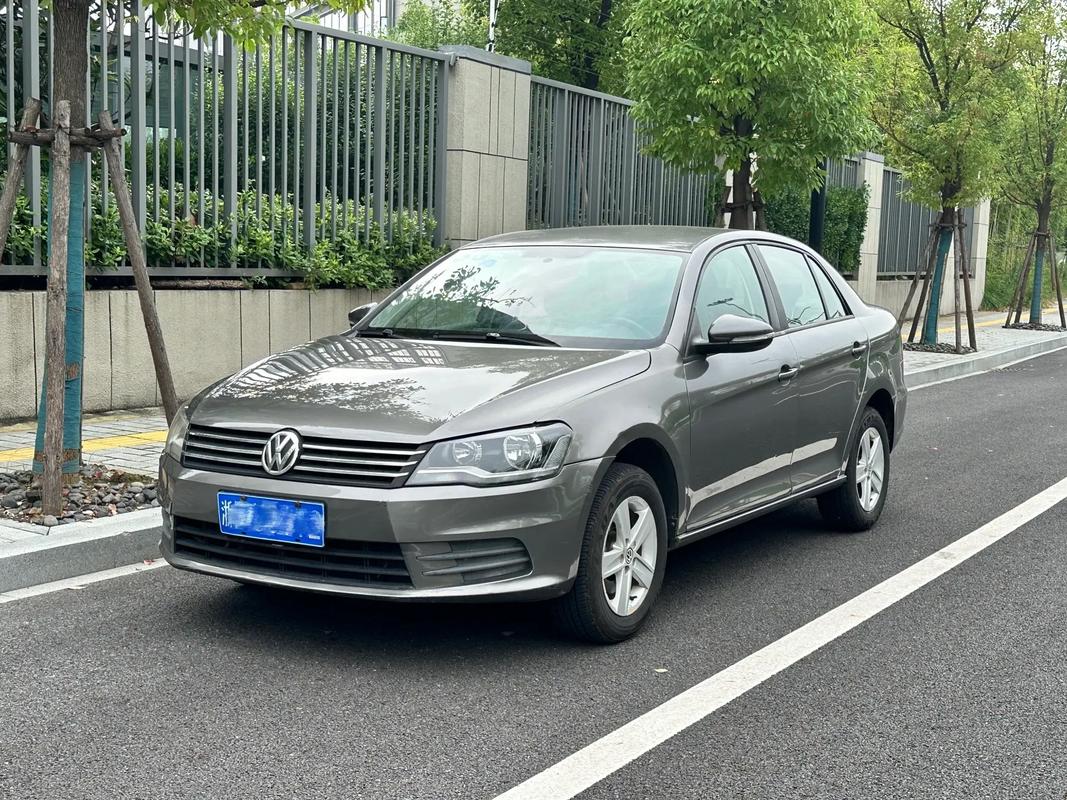 13年宝来图片 13年宝来图片大全